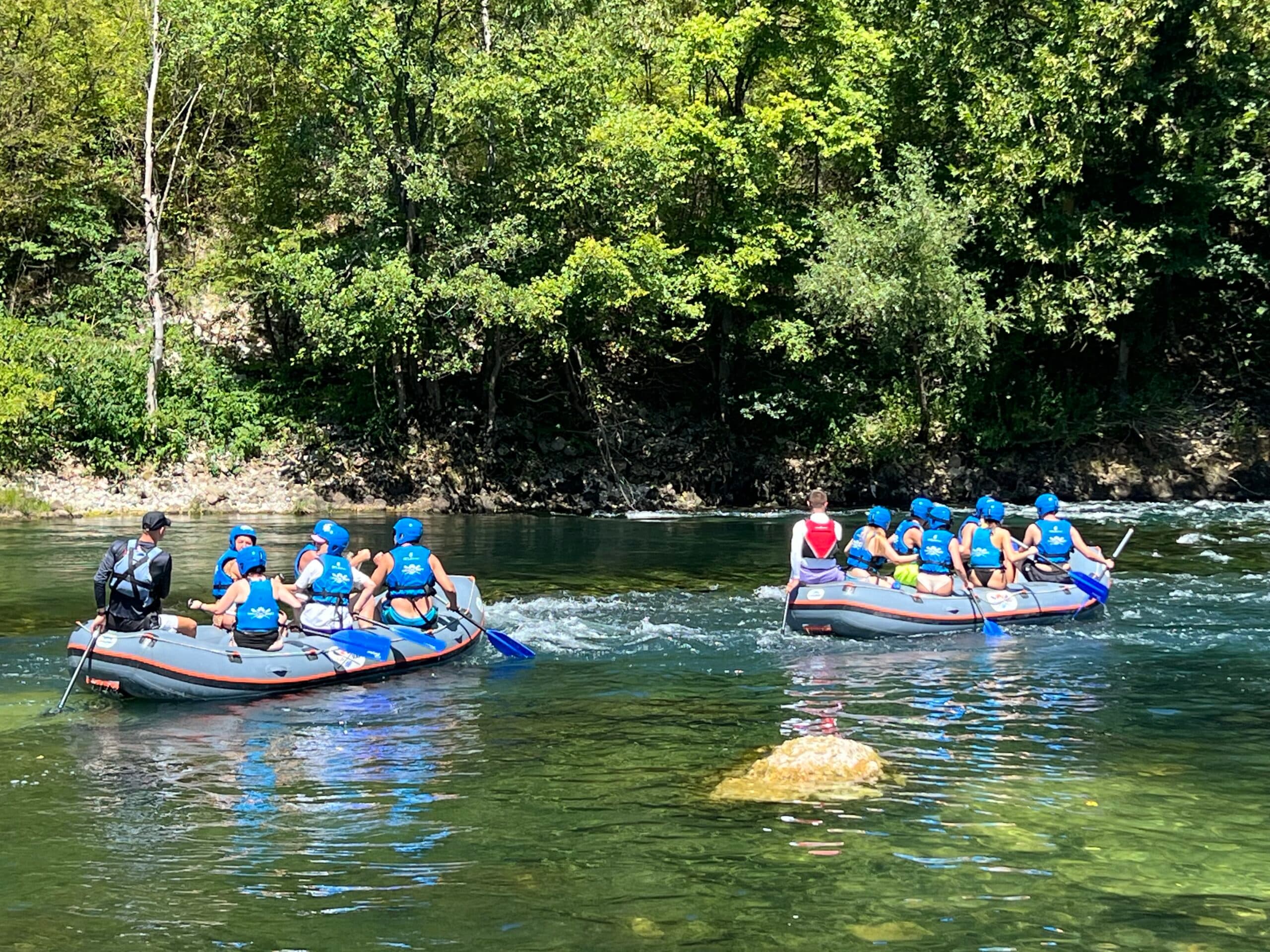 Lotus Rafting na Instagramu